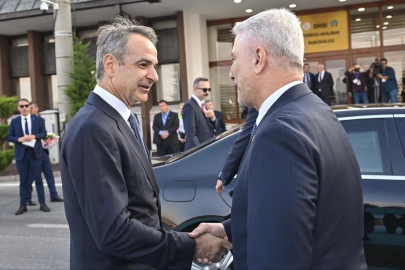 Fransa Cumhurbaşkanı Macron ve Yunanistan Başbakanı Miçotakis Ankara’da
