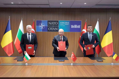 Türkiye, Romanya ve Bulgaristan arasında Karadeniz ile ilgili anlaşma imzalandı

