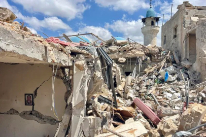 İsrail'in Lübnan'a saldırılarında hayatını kaybedenlerin sayısı 4 bin 320'ye yükseldi