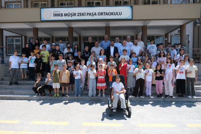 Yaz Kur'an kursunda eğitim ve sosyal etkinlikler bir arada