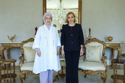 Emine Erdoğan, Lübnan Başbakanı’nın eşi Sahar Selam ile görüştü
