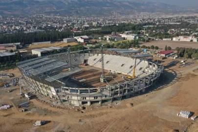 Kahramanmaraş Stadyumu’nun yüzde 50’si tamamlandı
