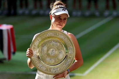 Wimbledon kadınlarda şampiyon Linda Noskova oldu
