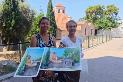 Yıllardır yaşadıkları Antalya’nın tarihini tuvale taşıyorlar
