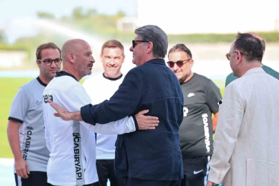 Başkan Serdal Adalı, Slovakya kampında takımla bir araya geldi
