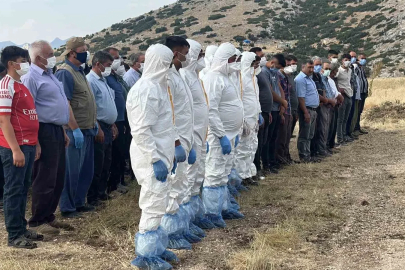 Kene ısırması sonucu hayatını kaybeden kadın defnedildi
