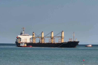 Tekirdağ’da 169 metrelik gemi karaya oturdu
