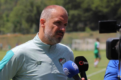 Bursaspor Teknik Direktörü Mustafa Er: "Hedefimiz Süper Lig’e çıkmak"
