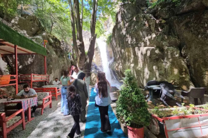 Nehri Şelalesi’ne yoğun ilgi
