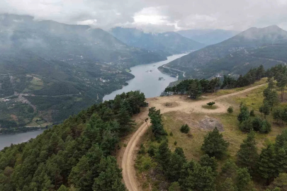 Norveç Fiyortları değil, Artvin Çoruh Vadisi

