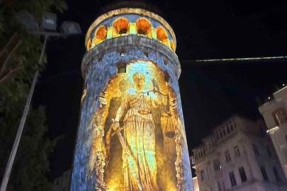 Galata Kulesi’nde 15 Temmuz’a özel Mapping gösterisi
