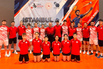 Badminton Süper Ligi'nde Zirve Erzincan'ın, Sporda Yatırımlar Meyvesini Veriyor