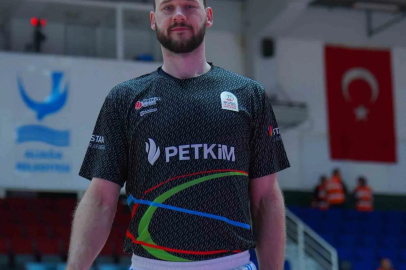 Aliağa Petkimspor’da Martynas Sajus ile yollar ayrıldı
