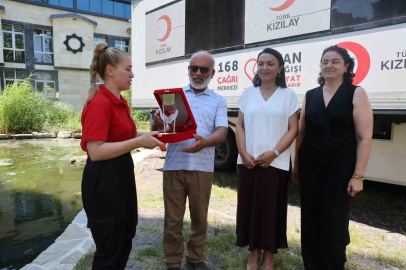 50 kez kan verdi, herkesi bağış yapmaya çağırdı
