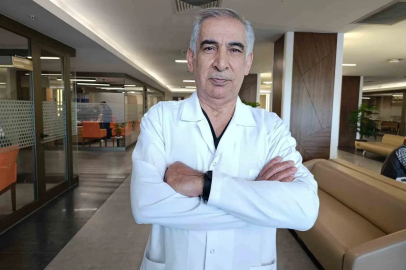 Op. Dr. Atlı: "Ebola, iç ve dış organlarda kanamalarla seyreden bir hastalık"
