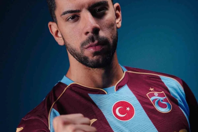Trabzonspor, Cenk Özkaçar transferini resmen açıkladı

