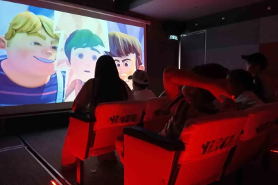 TRT sinema tırı, Kırıkkale’de çocuklarla buluştu
