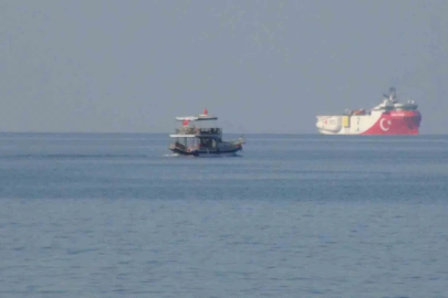 Oruç Reis Sismik Araştırma Gemisi Mersin Taşucu açıklarına demirledi
