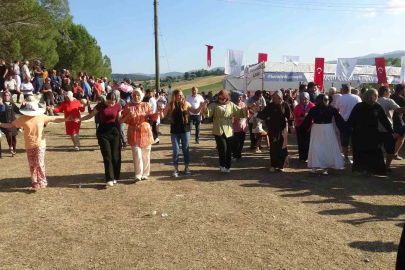 313 yıllık Karadede Panayırı’na binlerce kişi akın etti
