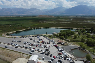 Sıcak havada Erzincanlıların kaçış noktası Ekşisu oldu