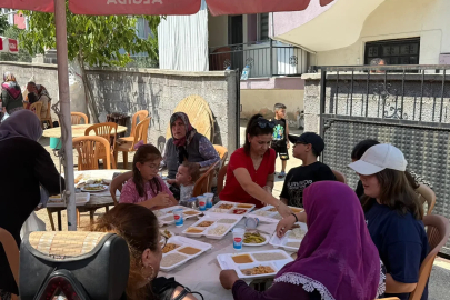 Irmak öğretmen memleketi Kula’da dualarla anıldı
