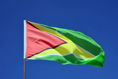 Guyana açıklarında 116 yolcuyu taşıyan feribot alabora oldu