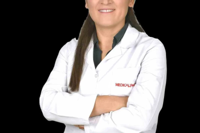 Göz çizdirme işlemi öncesinde ayrıntılı göz muayenesi şart
