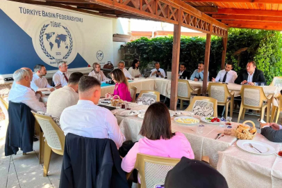 AK Parti Grup Başkanvekili Usta: (Terörsüz Türkiye) "Talepler doğru bir şekilde değerlendirecek, iyi bir yasa teklifi kısa sürede gelecek diye düşünüyorum"
