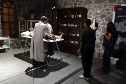 Kars’ta tarihe dokunan müze: Kafkas Cephesi’nin acıları ve kahramanlığı ziyaretçileri derinden etkiliyor
