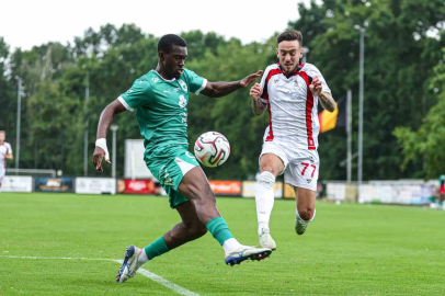 Hazırlık maçı: Samsunspor: 0 - RAAL La Louvire: 0
