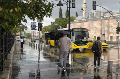 Beşiktaş’ta sağanak etkili oluyor
