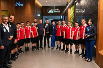 Down Futsal Milli Takımı’nın Genuine Cup için ABD’ye yolculuğu başladı

