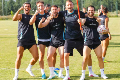 Erzurumspor FK, ikinci etap kampını tamamladı
