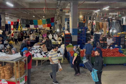 İBB tuvaletleri kilitledi, Bahçelievler Belediyesi pazarcı ve vatandaşın imdadına yetişti
