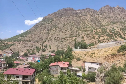Şırnak’ta nefes kesen kurtarma operasyonu: Yaylada baygın halde mahsur kalan kadın helikopterle kurtarıldı

