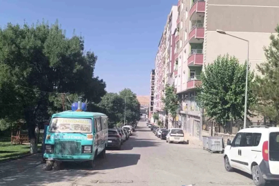 Kurtalan’da sıcak hava sokakları boşalttı
