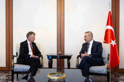 Bakan Fidan, Birleşik Krallık Ulusal Güvenlik Danışmanı Powell’ı kabul etti
