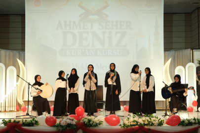 Yaz Kur'an kursu öğrencileri ilahi yarışmasında buluştu