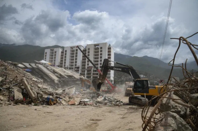 Venezuela'daki depremlerde hayatını kaybedenlerin sayısı 6 bin 125'e yükseldi