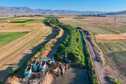 Erzincan'da 30 bin hektarlık arazi toplulaştırma projesi sürüyor