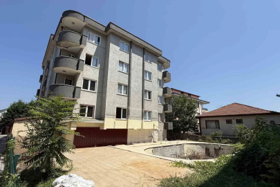 Belediye yıkmadı, fuhuş oteli oldu
