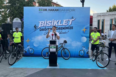 Bahçelievler’de 100 çocuğa bisiklet dağıtım töreni
