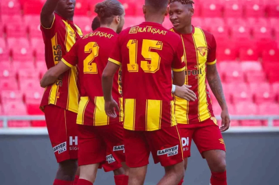 Göztepe, hazırlık maçlarında savunmasıyla dikkat çekti
