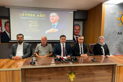 AK Parti’nin Çeyrek Asırlık Serüveni Erzincan’da Masaya Yatırıldı