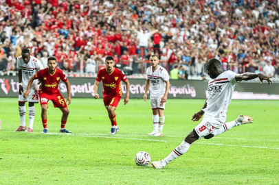 Trendyol Süper Lig: Samsunspor: 3 - Göztepe: 3 (Maç sonucu)
