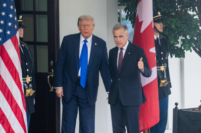 Trump'tan Kanada'ya ek gümrük vergilerinde 3 günlük erteleme