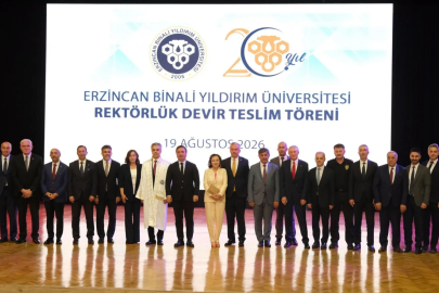 Rektörlükte Devir Teslim Yapıldı