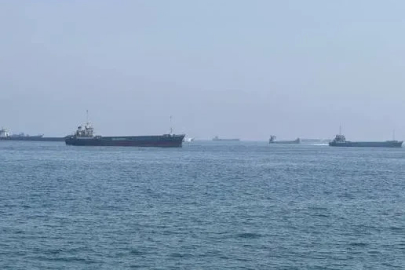 UKMTO: Suudi Arabistan açıklarında bir gemi vuruldu