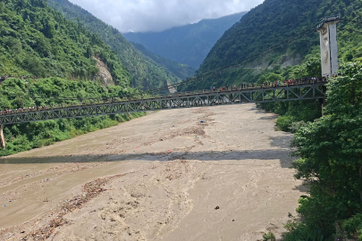 Nepal'deki selde can kaybı 165'e yükseldi