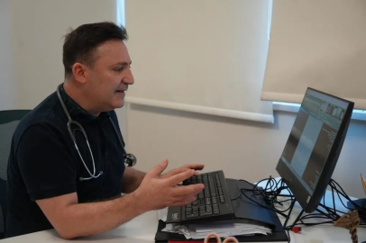 Cem Yılmaz’ın kalp krizi sonrası genç yaşta hastalıklar yeniden gündemde: Profesör ’kronik inflamasyona’ dikkat çekti
